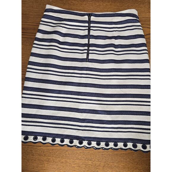 De Collection Blue & White Strip Pencil Skirt W/Grommets - Picture 2 of 8